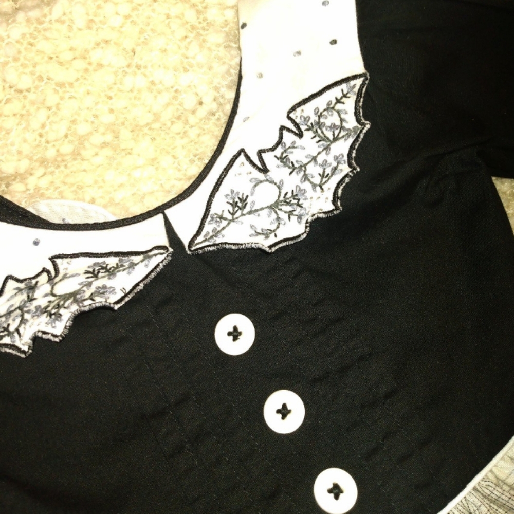 Gothic baby dress - Picture 4 of 6